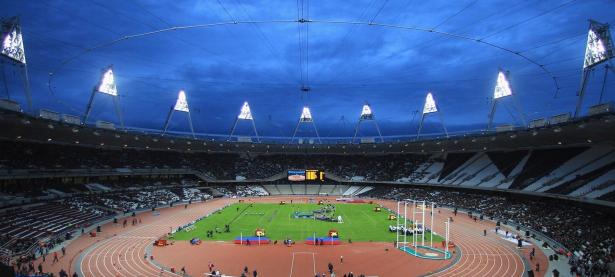 IM电竞下载-从温网阴霾到美网烈焰，兹维列夫如何用翻盘点燃赛场灵魂