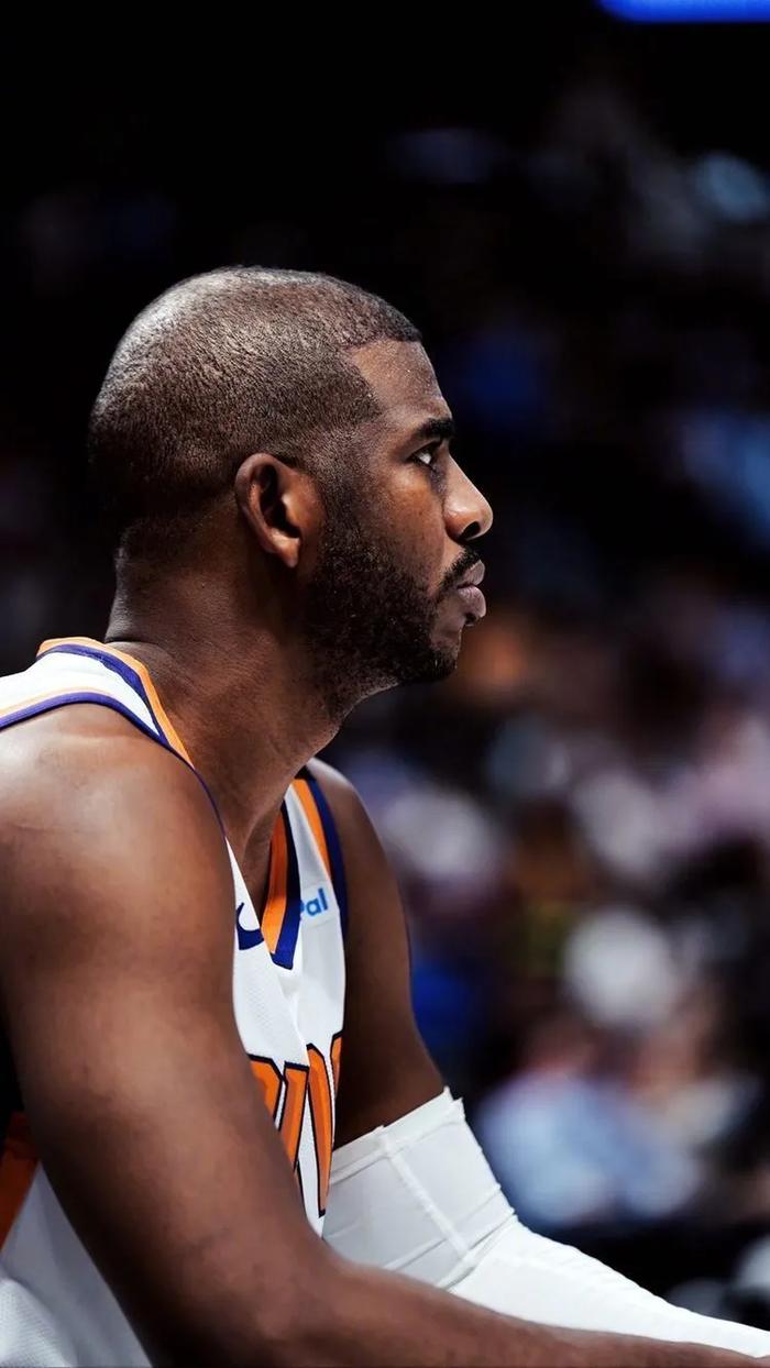 弗赖堡队主教练因伤病干扰球队战绩下滑的简单介绍 弗赖堡队主教练因伤病干扰球队战绩下滑的简单介绍