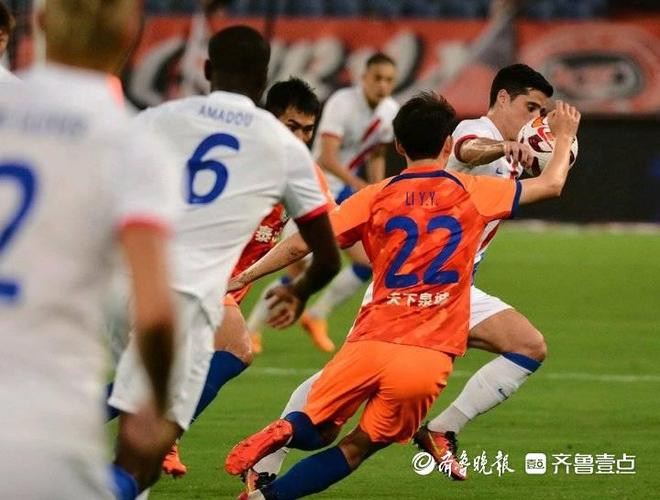 上海队在客场与北京队对抗：比赛前景未卜的简单介绍