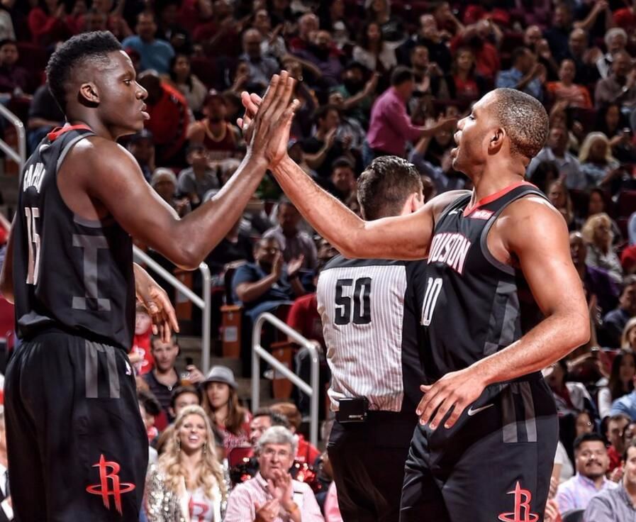 火箭大胜,保罗打出三双表现 火箭大胜,保罗打出三双表现