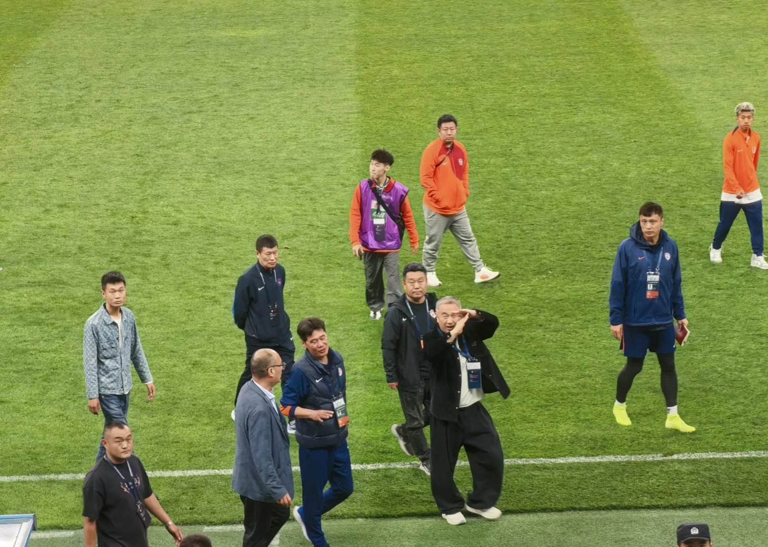 包含河北华夏幸福将客战青岛海牛，一场不容错过的对决！的词条