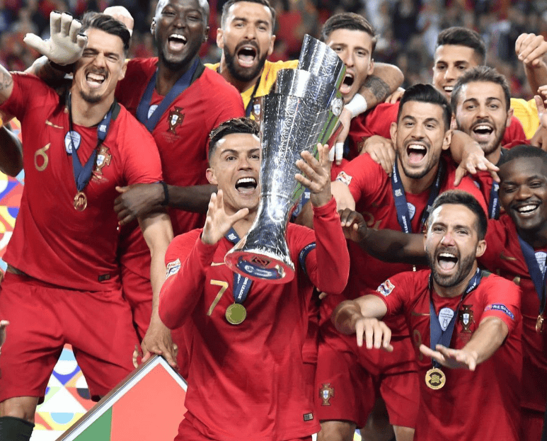 关于欧洲足球冠军联赛燃情继续，高潮接连上演的信息