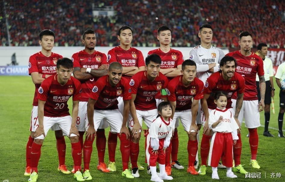 恒大战胜对手实现双杀，强势稳坐积分榜之巅的简单介绍