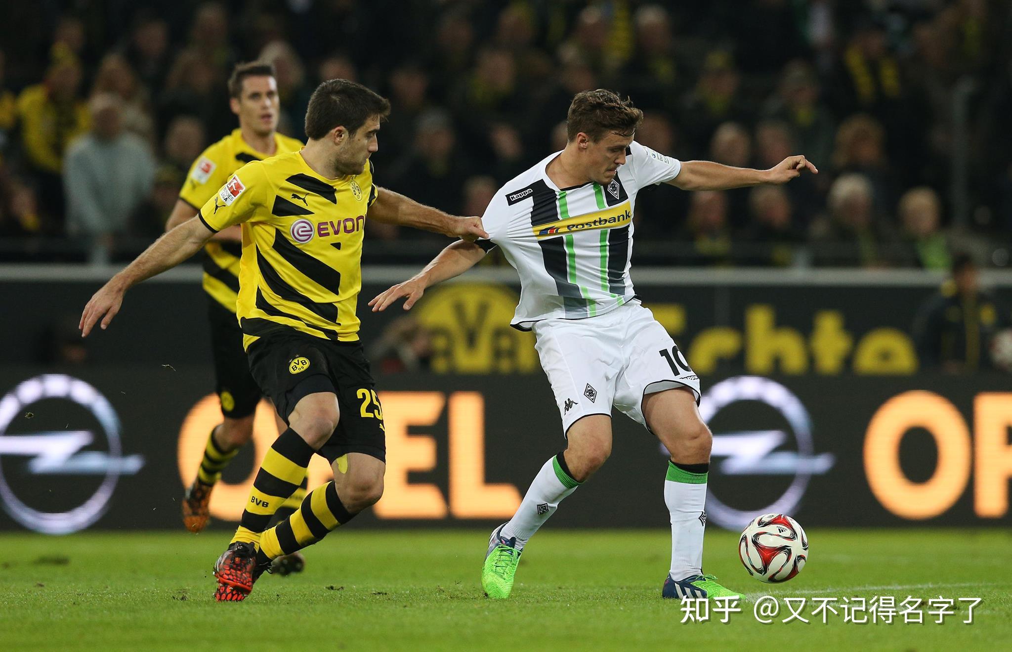 包含多特蒙德前锋状态神勇,领衔球队取得胜利的词条 包含多特蒙德前锋状态神勇,领衔球队取得胜利的词条