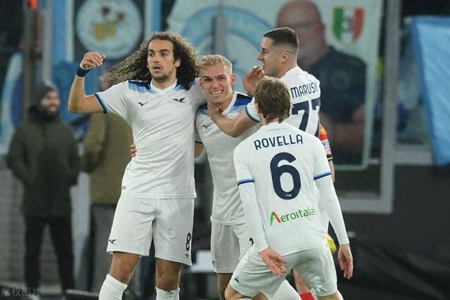 关于热血对决!足球联赛赛场战火激烈的信息 关于热血对决!足球联赛赛场战火激烈的信息