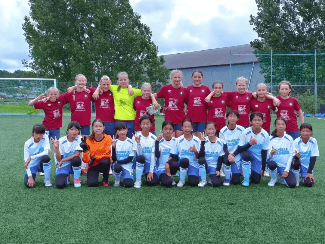 瑞典女子足球队在比赛中实现全胜