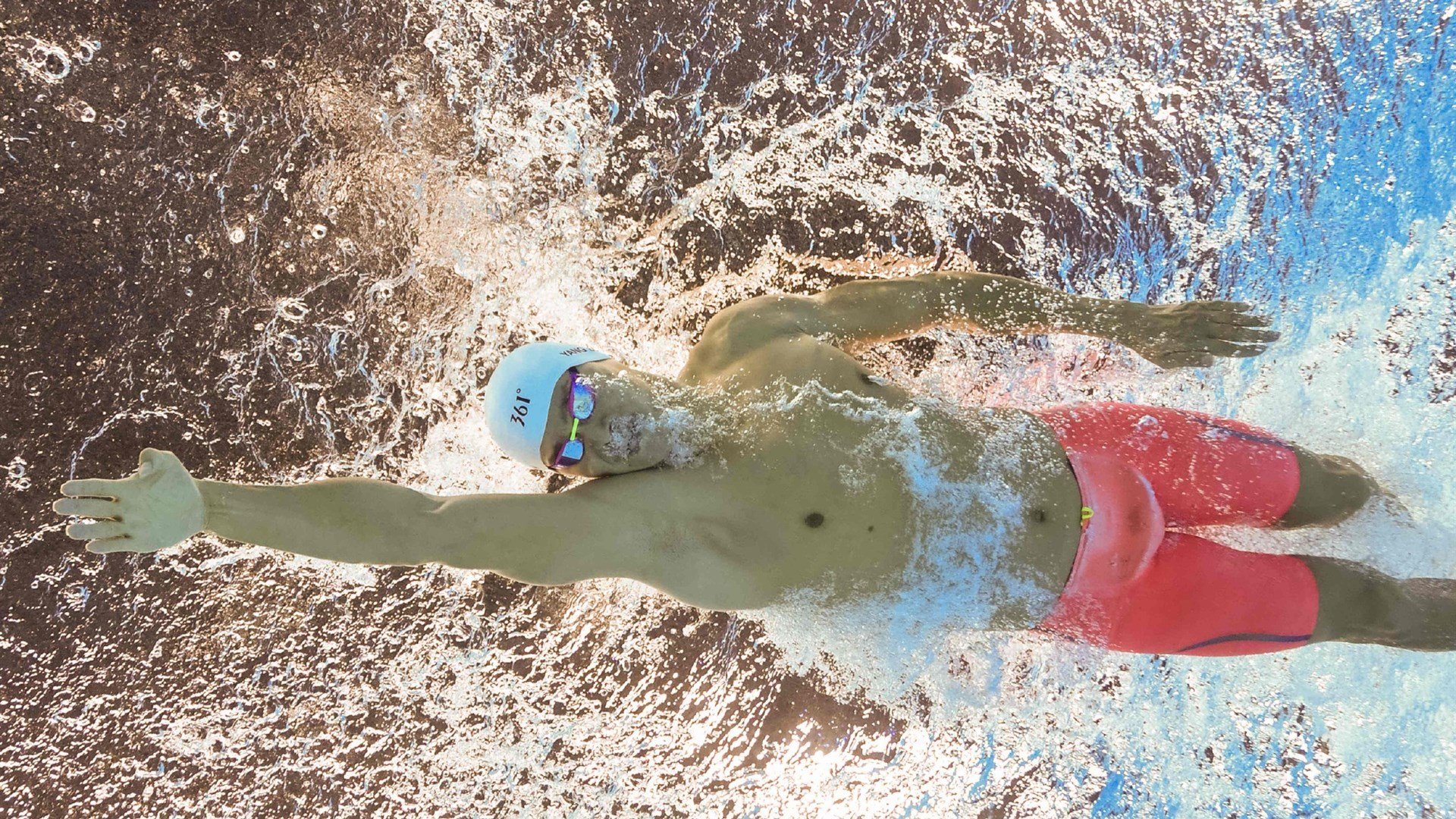 生死战中的唯一救赎,萨内一箭穿心,阿根廷绝境重生