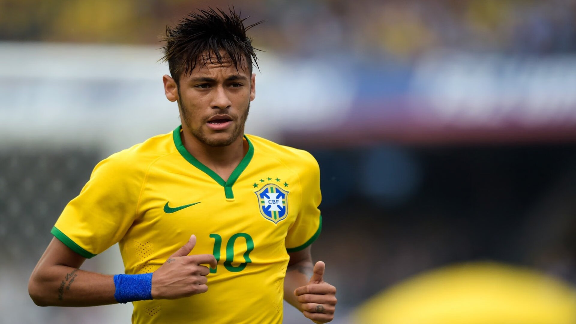 绿茵场上的葡英鏖战，乒乓台前的纪录之夜—体育世界的双星闪耀